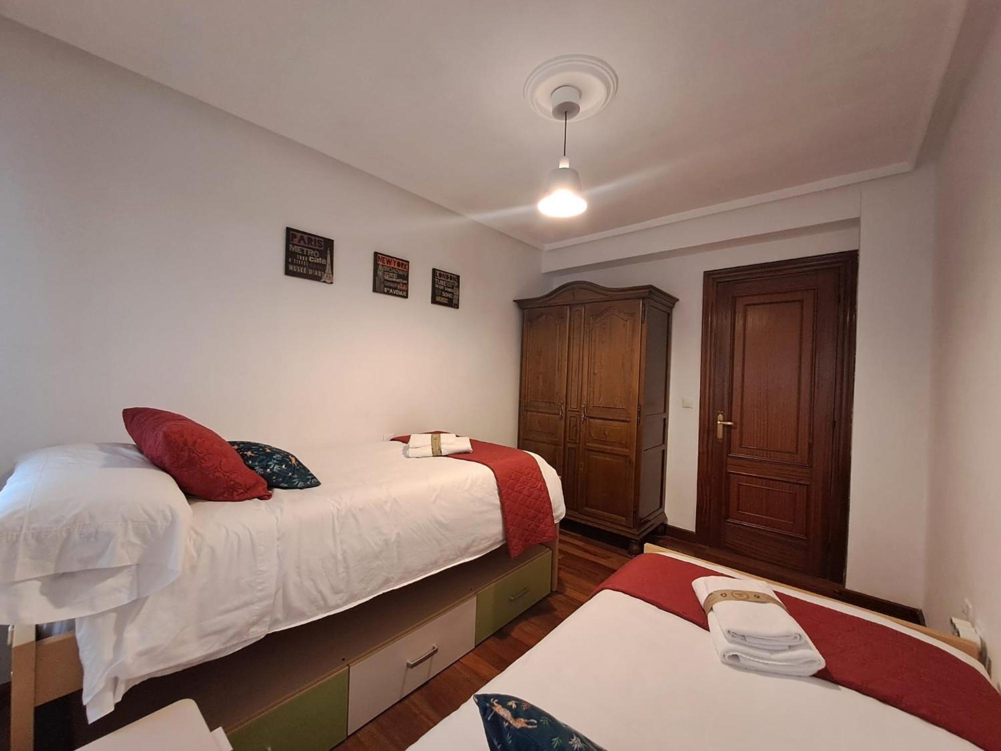 Apartment Amplio, Centro, Zona Begona Y Al Lado De La Playa